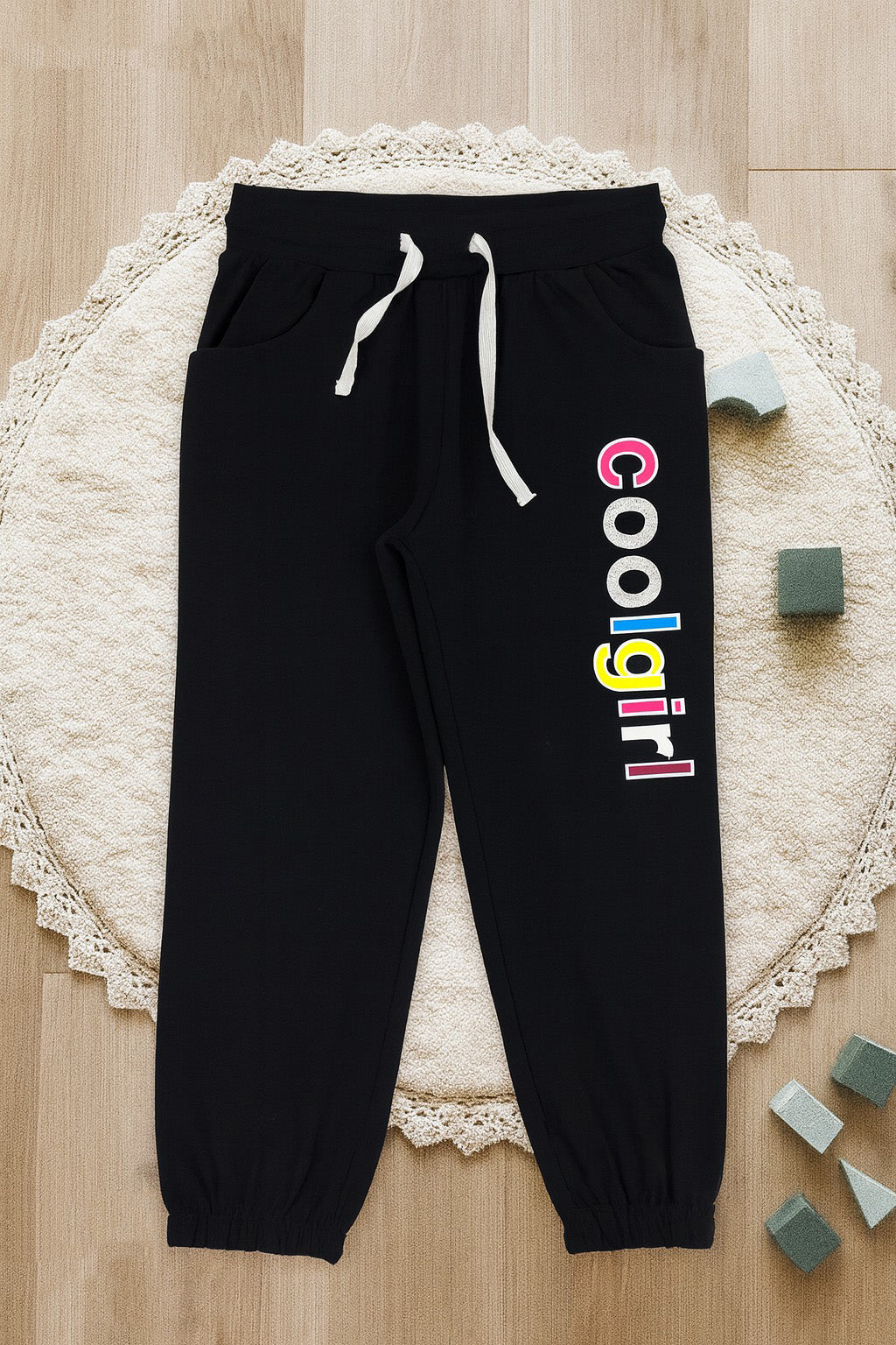 D9008 - Coolgirl