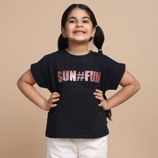 YB-17 GIRL'S CROP TOP